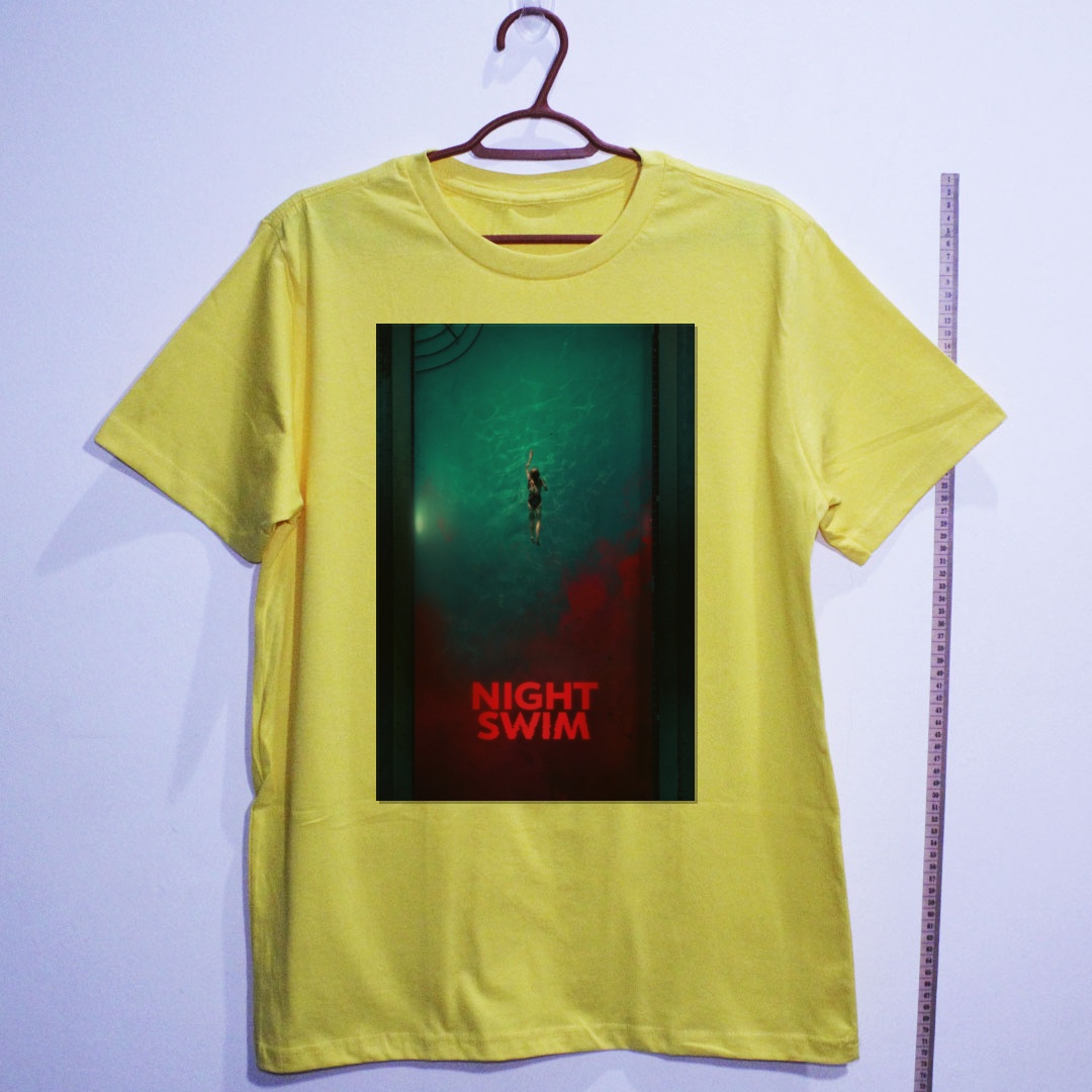 Camiseta_algodao_amarelo_camarada_do_alem_-_Night_Swim_A_piscina | Night Swim (A piscina)