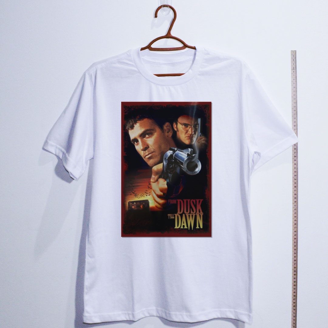 Camiseta_algodao_branco_camarada_do_alem_-_From_Dusk_Till_Dawn_Um_drink_no_inferno | From Dusk Till Dawn (Um drink no inferno)