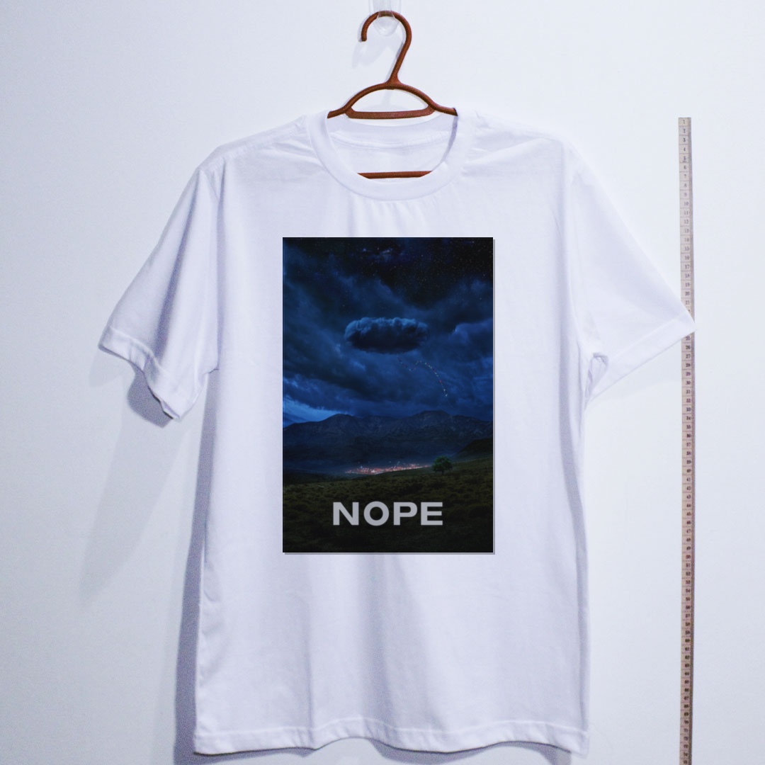 Camiseta_algodao_branco_camarada_do_alem_-_Nope_Nao_Nao_olhe | Nope (Não! Não olhe!)