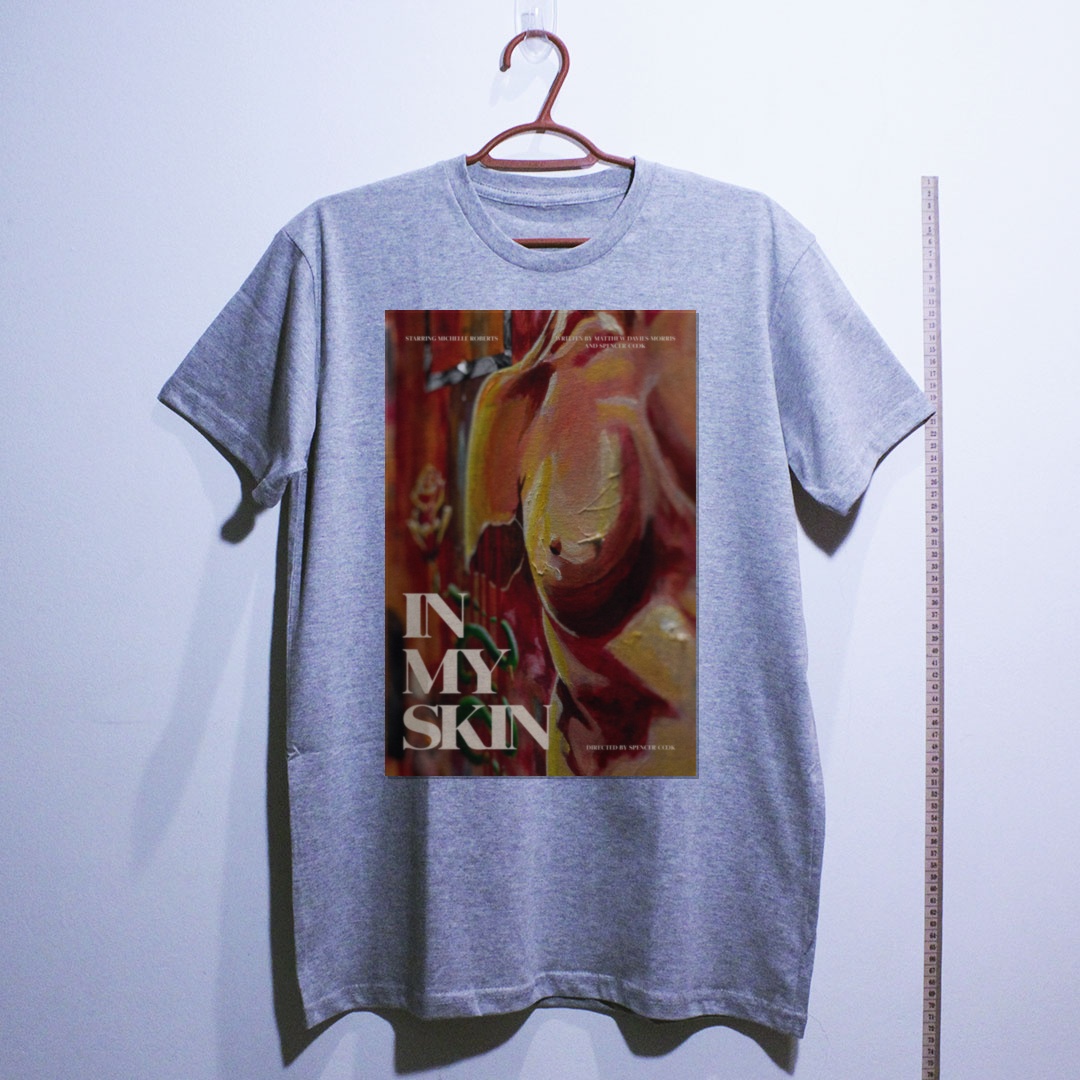 Camiseta_algodao_cinza_claro_camarada_do_alem_-_In_My_Skin_Na_minha_pele | In My Skin (Na minha pele)