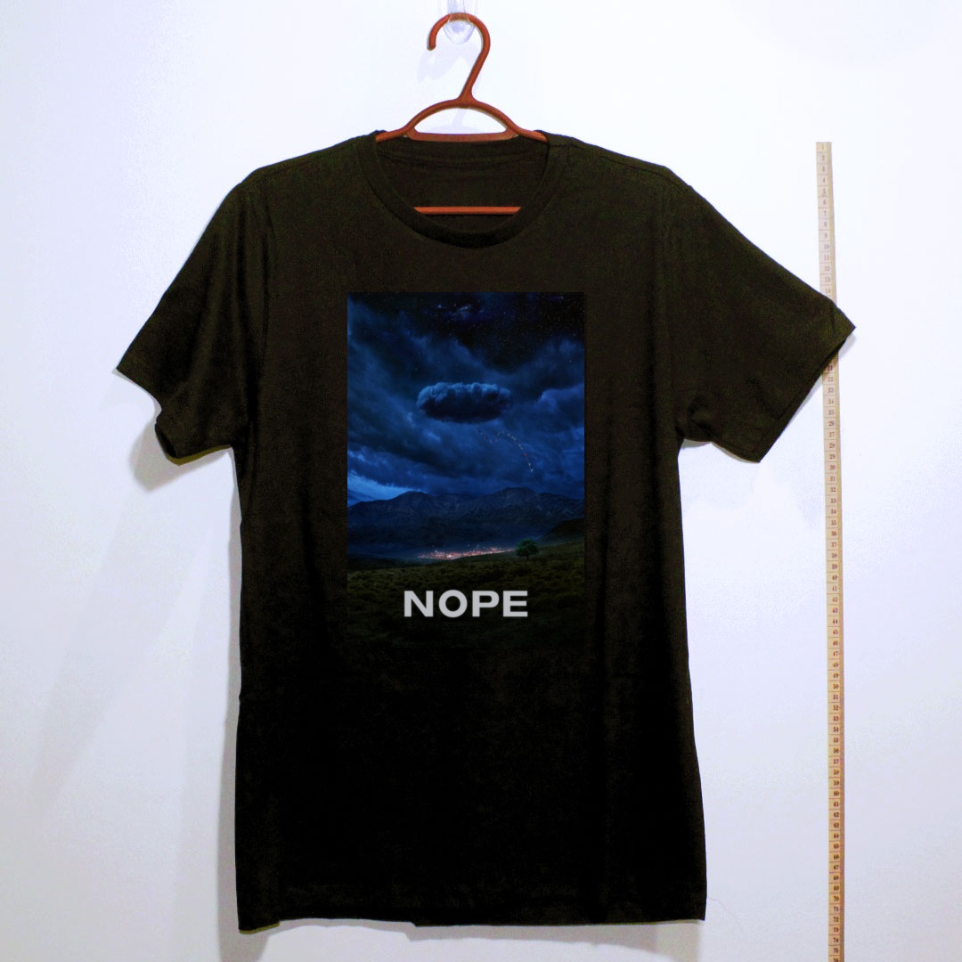 Camiseta_algodao_preto_camarada_do_alem_-_Nope_Nao_Nao_olhe | Nope (Não! Não olhe!)