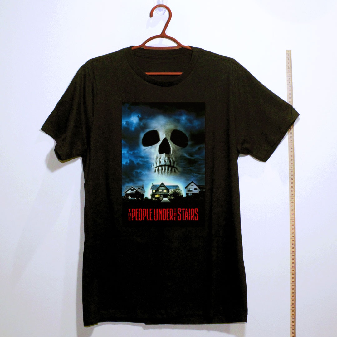 Camiseta_algodao_preto_camarada_do_alem_-_The_People_Under_the_Stairs_O_povo_debaixo_da_escada | The People Under the Stairs (O povo debaixo da escada)