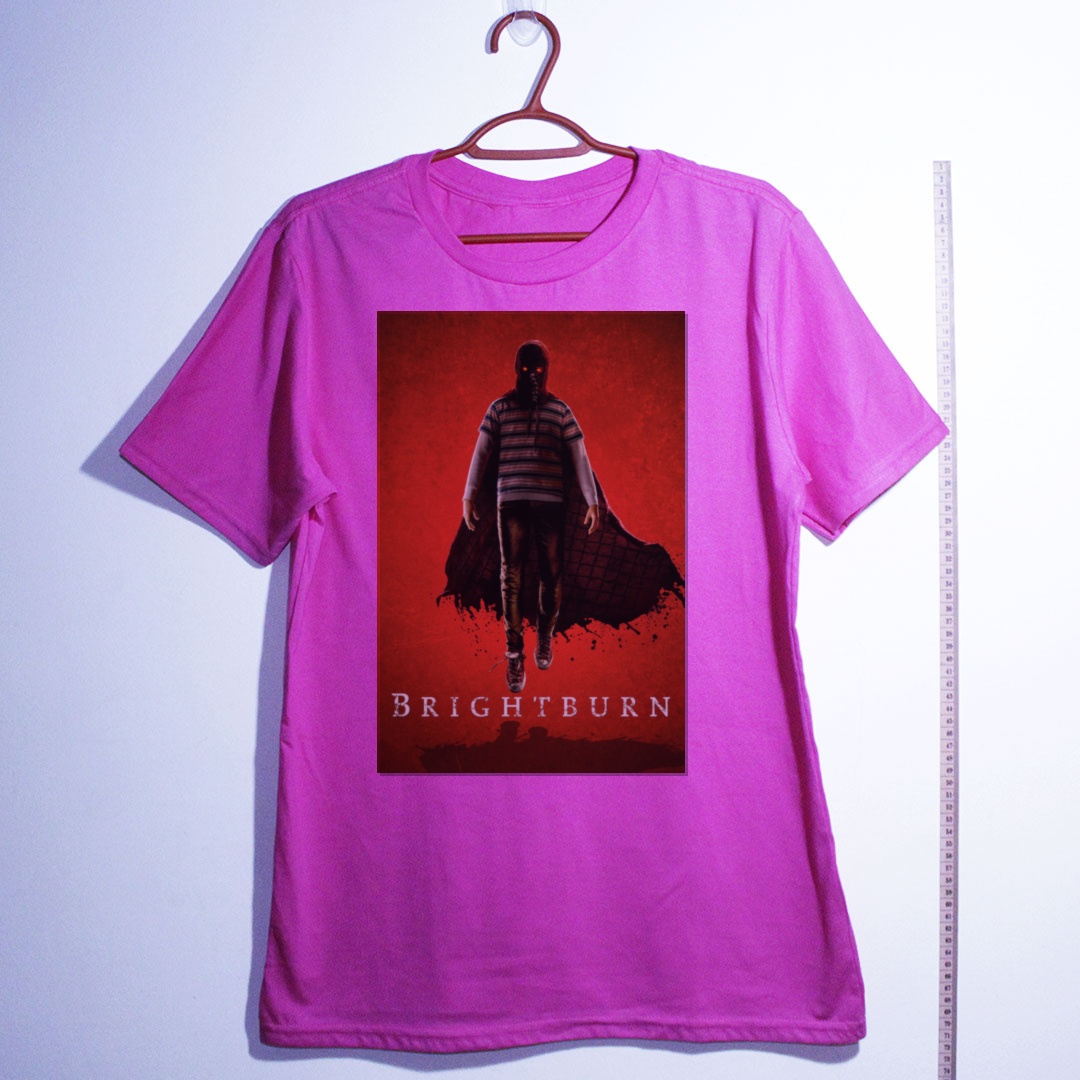 Camiseta_algodao_rosa_camarada_do_alem_-_Brightburn_Brightburn_-_filho_das_trevas | Brightburn (Brightburn - filho das trevas)