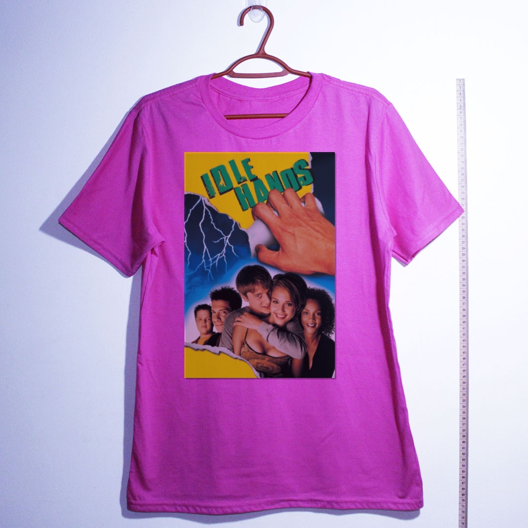 Camiseta_algodao_rosa_camarada_do_alem_-_Idle_Hands_Maos_diabolicas | Idle Hands (Mãos diabólicas)