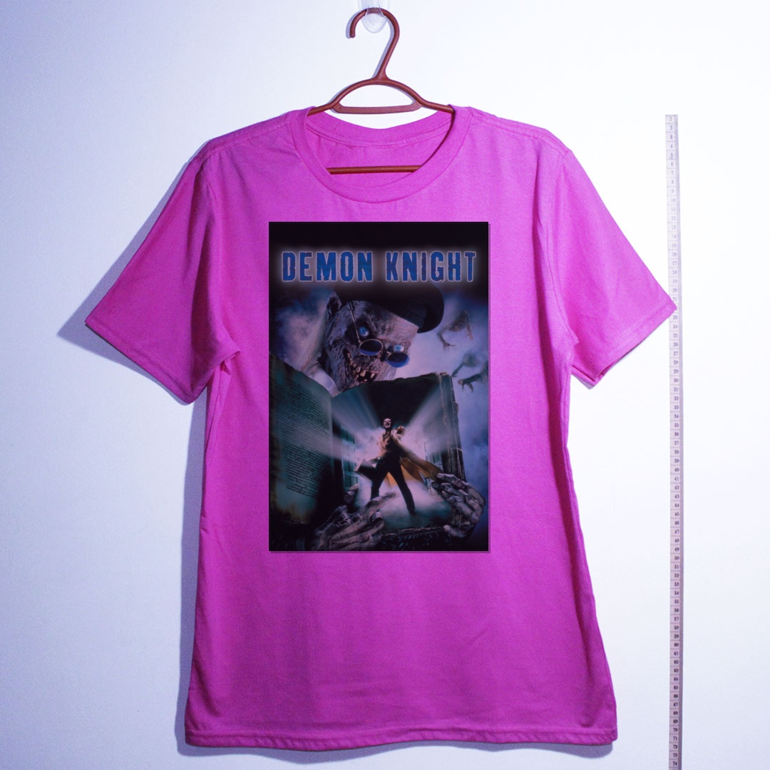 Camiseta_algodao_rosa_camarada_do_alem_-_Tales_from_the_Crypt_Demon_Knight_Contos_da_cripta_-_o_ritual | Tales from the Crypt Demon Knight (Contos da cripta - o ritual)