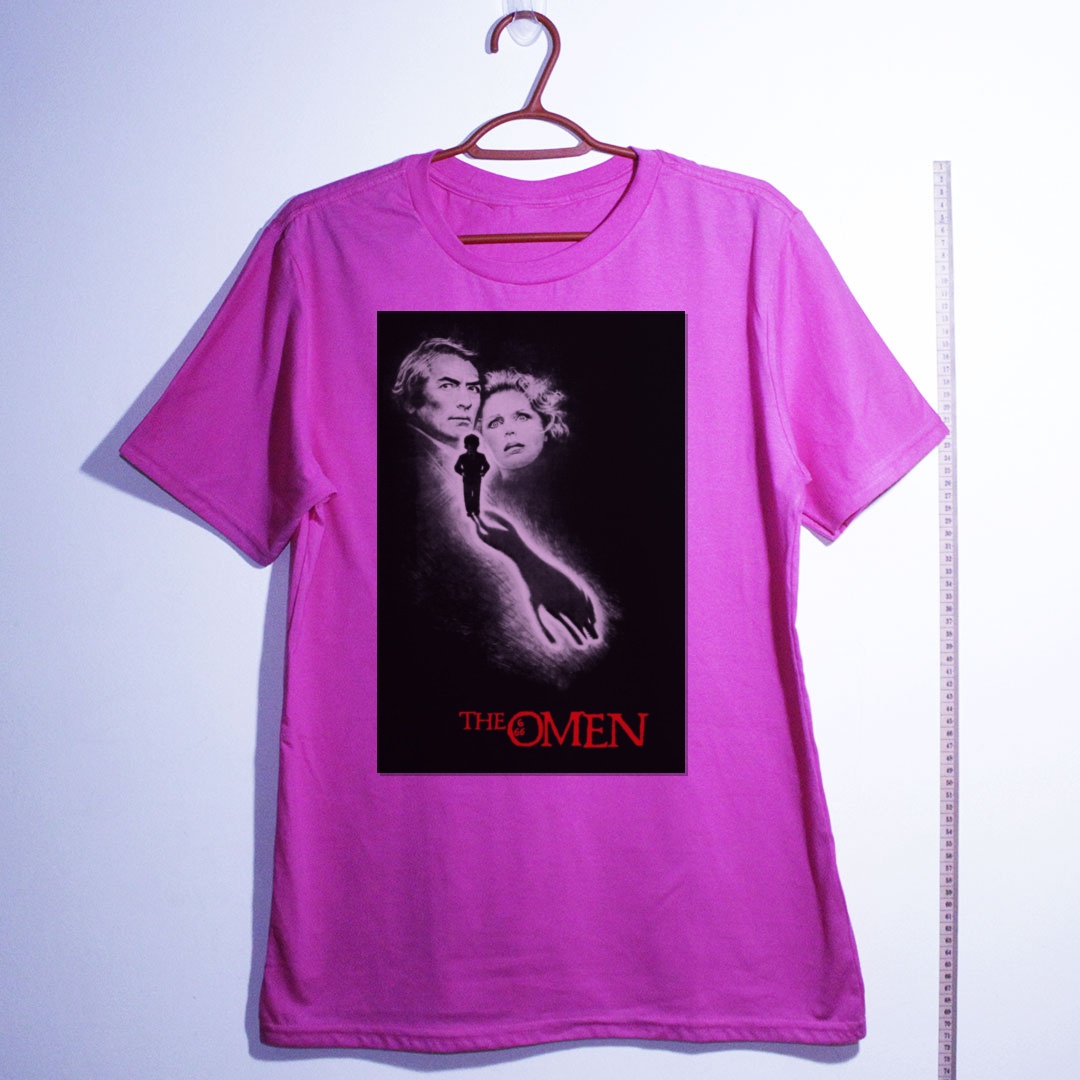 Camiseta_algodao_rosa_camarada_do_alem_-_The_Omen_A_profecia | The Omen (A profecia)