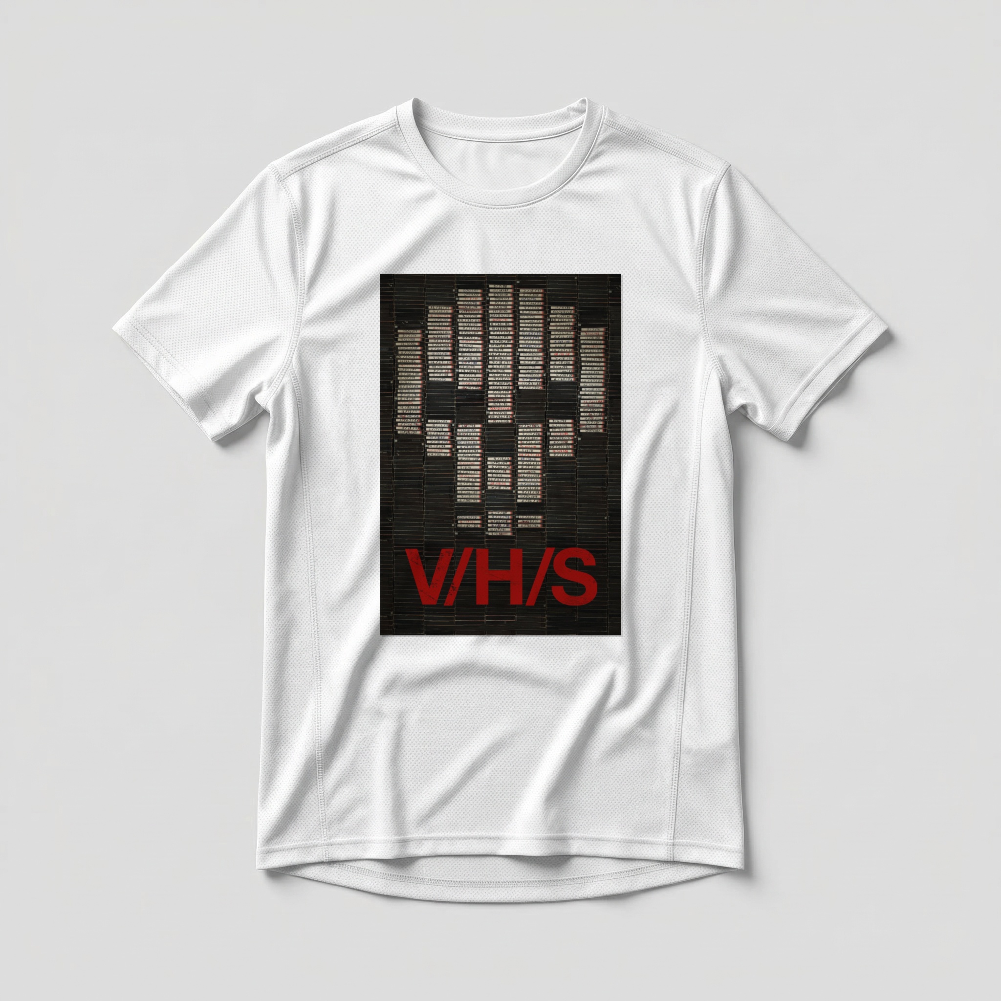 Camiseta_dry_fit_branco_camarada_do_alem_-_VHS_VHS | VHS (VHS)