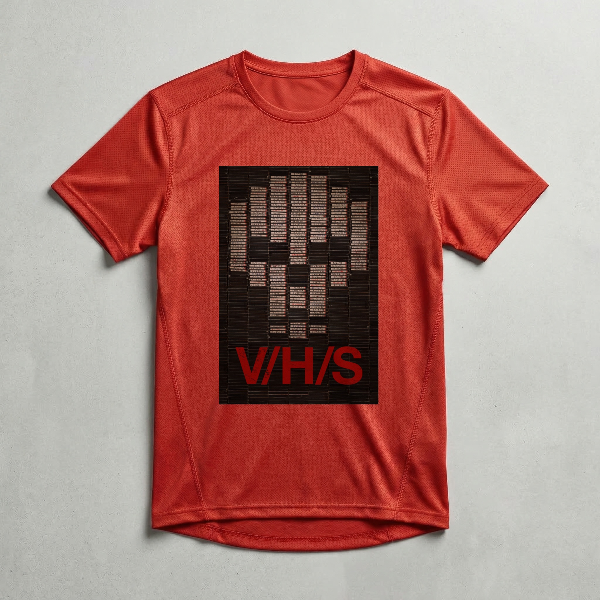 Camiseta_dry_fit_vermelho_camarada_do_alem_-_VHS_VHS | VHS (VHS)