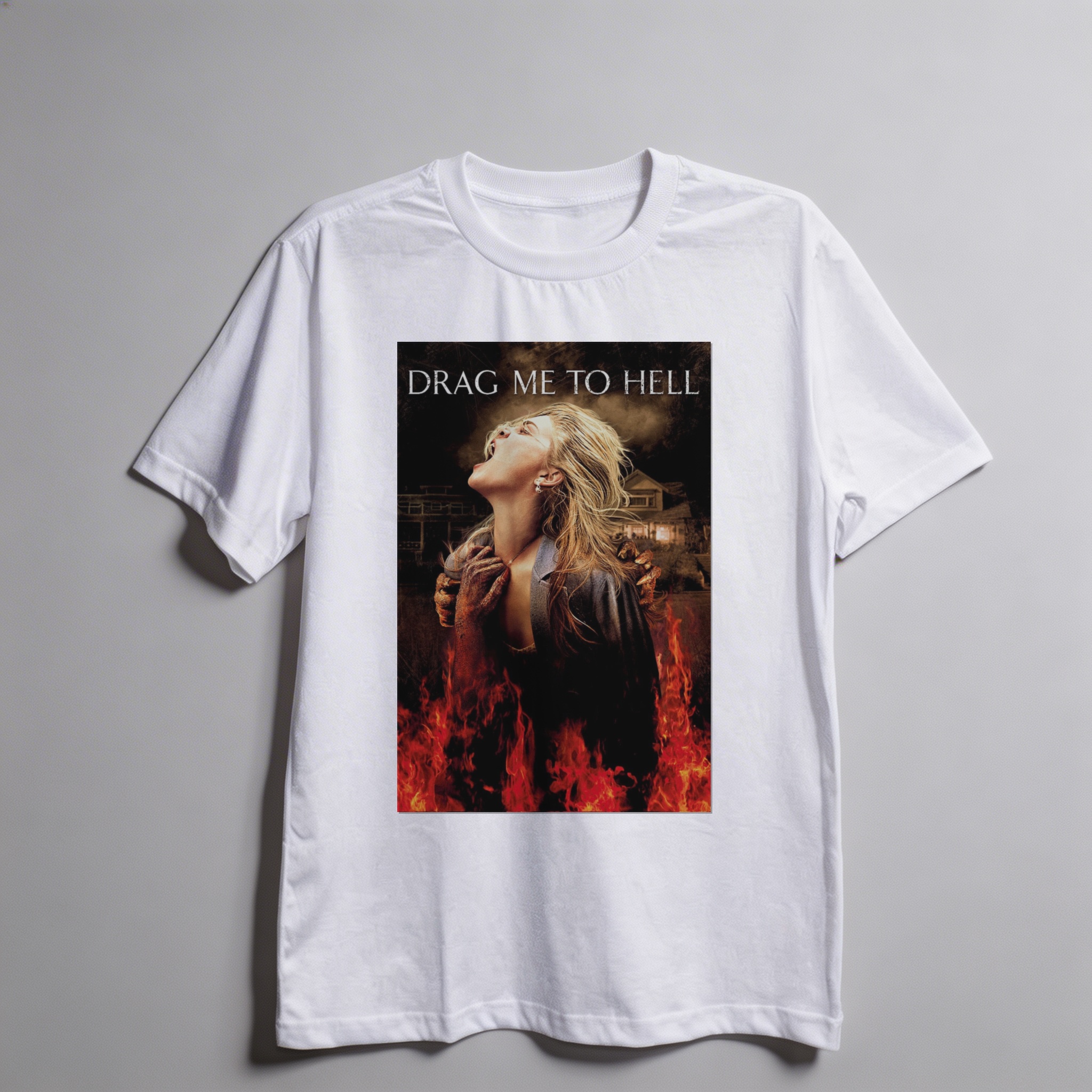 Camiseta_oversized_branco_camarada_do_alem_-_Drag_Me_to_Hell_Arraste-me_para_o_inferno | Drag Me to Hell (Arraste-me para o inferno)