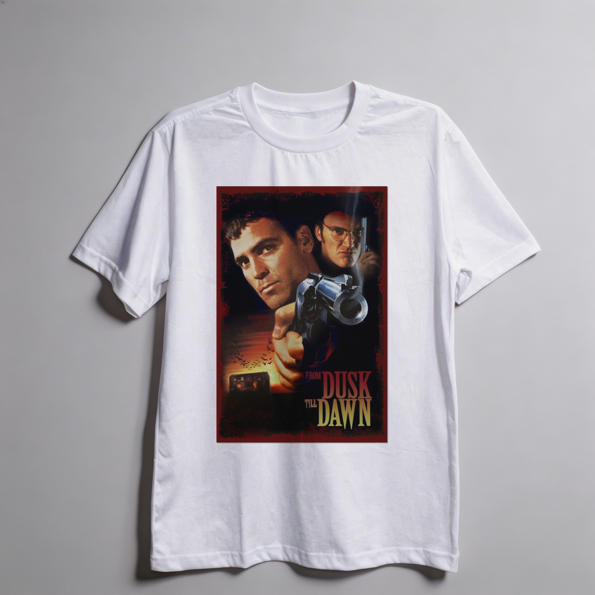 Camiseta_oversized_branco_camarada_do_alem_-_From_Dusk_Till_Dawn_Um_drink_no_inferno | From Dusk Till Dawn (Um drink no inferno)
