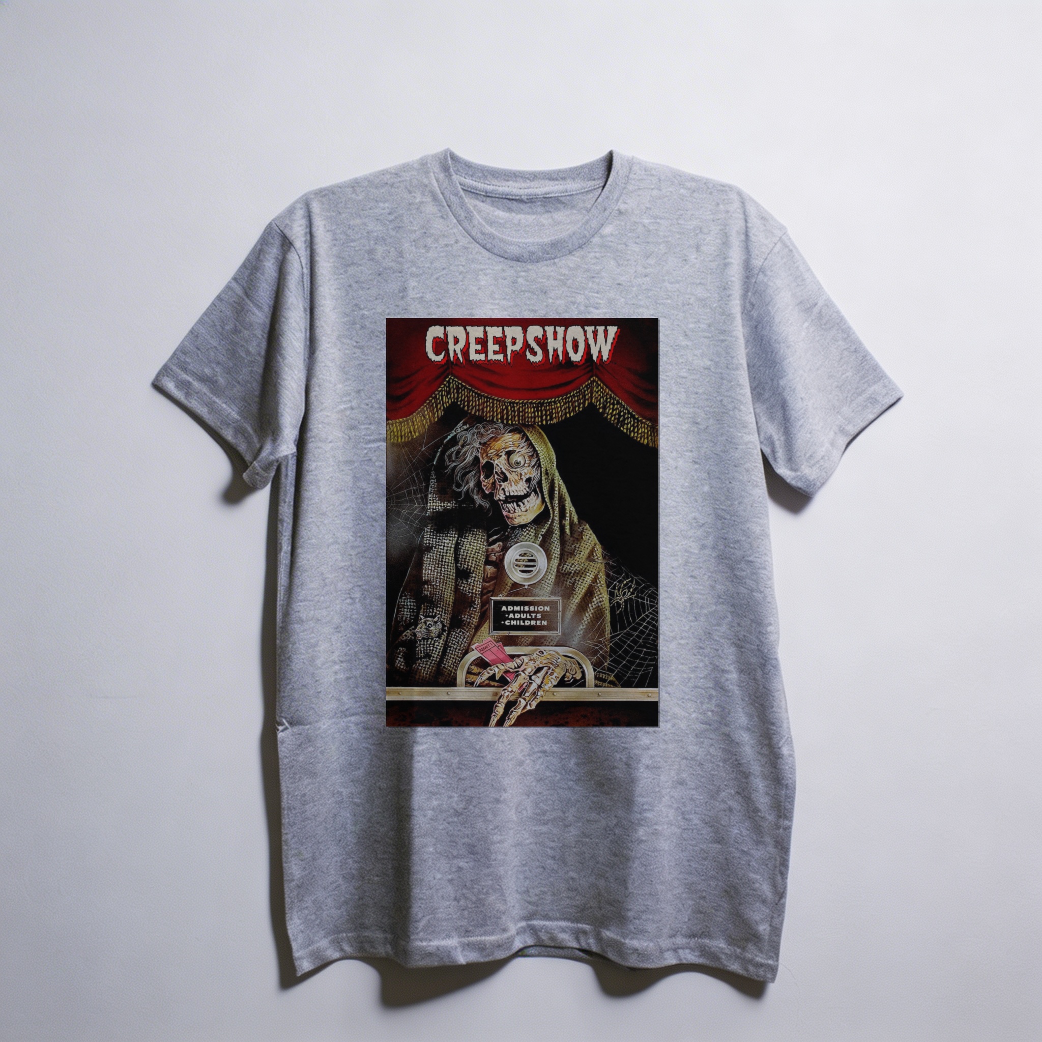 Camiseta_oversized_cinza_claro_camarada_do_alem_-_Creepshow_Creepshow_-_show_de_horrores | Creepshow (Creepshow - show de horrores)