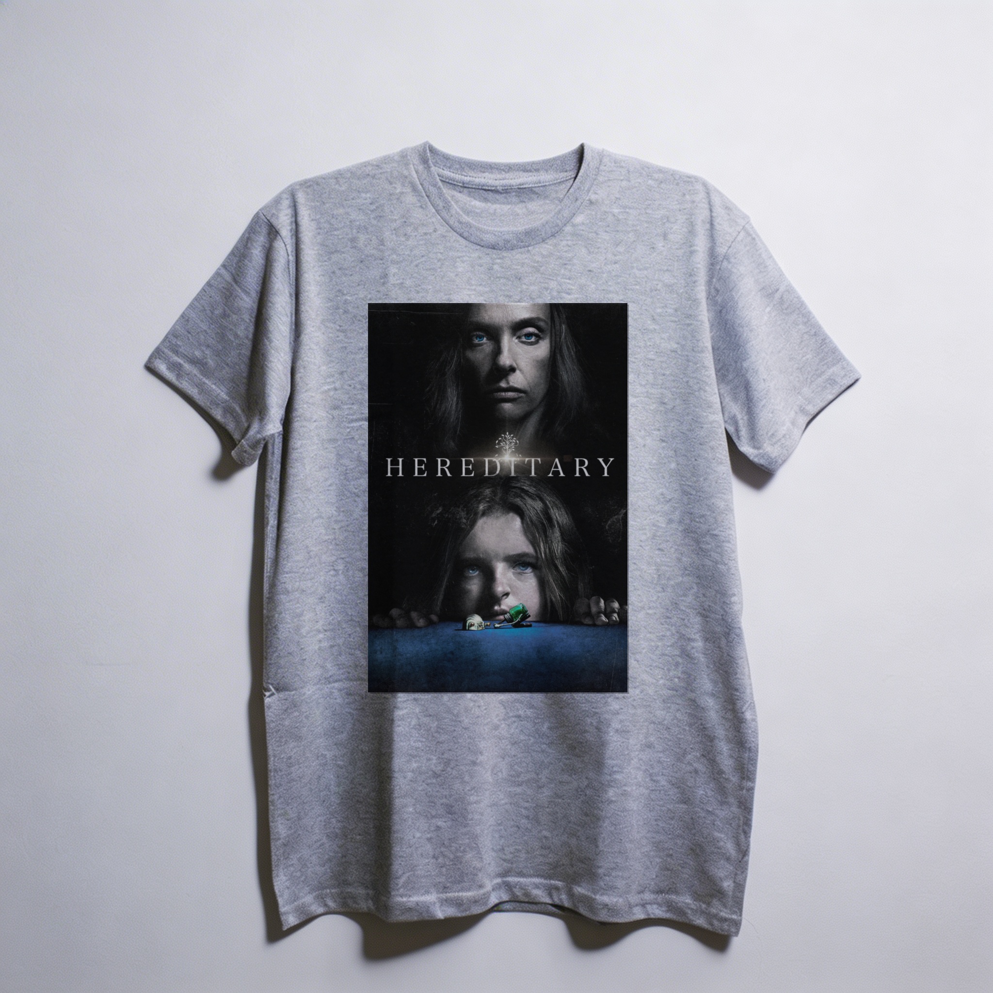 Camiseta_oversized_cinza_claro_camarada_do_alem_-_Hereditary_Hereditario | Hereditary (Hereditário)