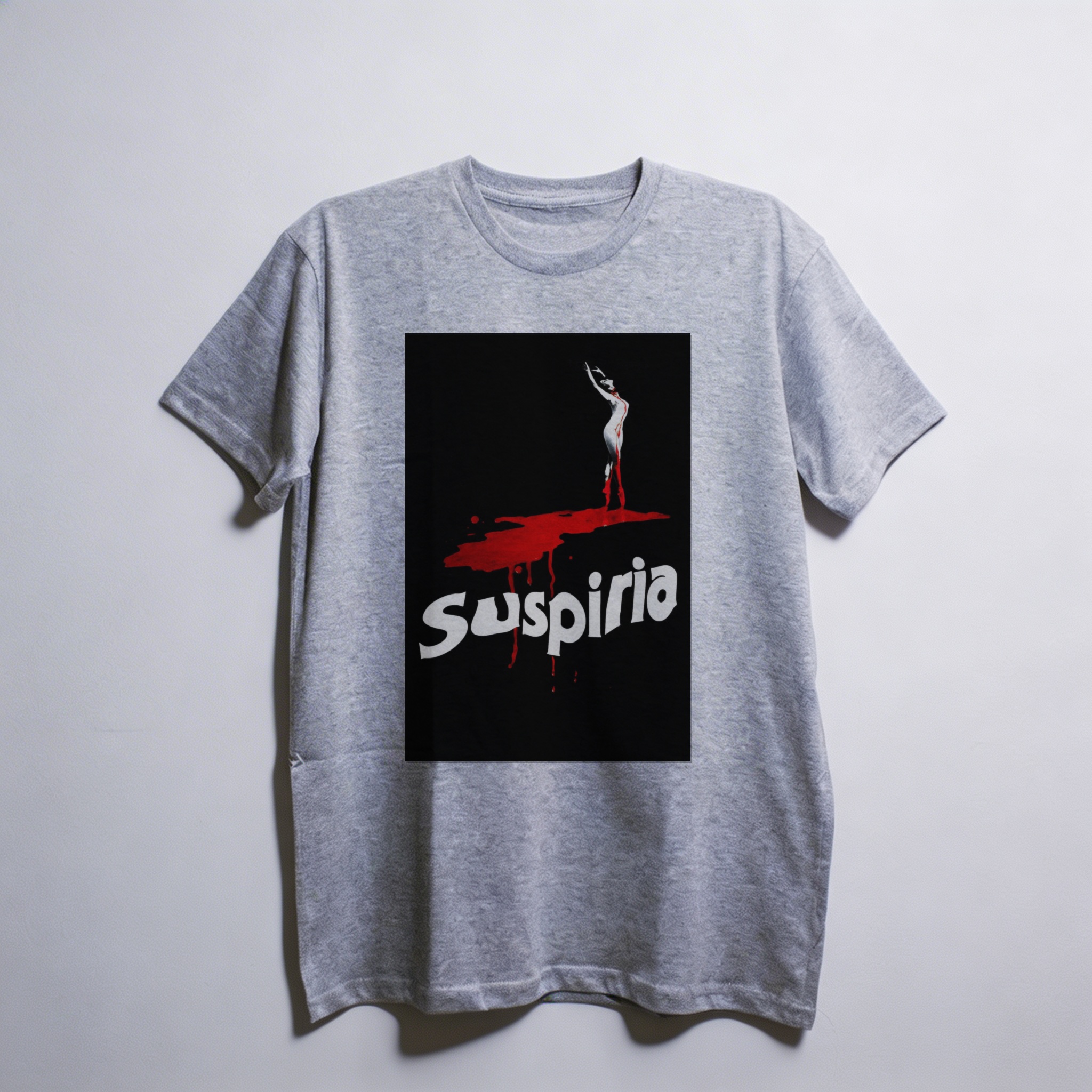 Camiseta_oversized_cinza_claro_camarada_do_alem_-_Suspiria_1977 | Suspiria 1977