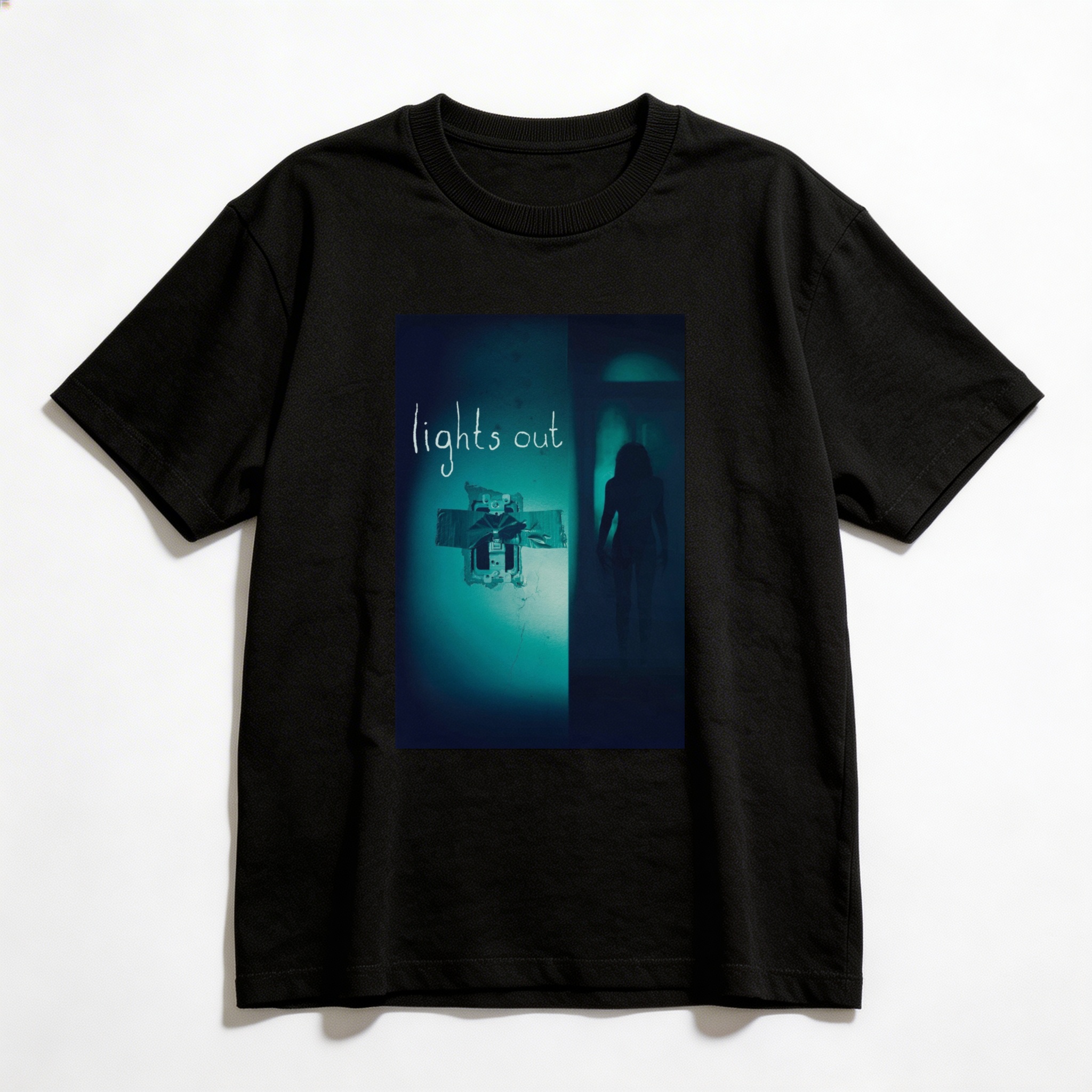 Camiseta_oversized_preto_camarada_do_alem_-_Lights_Out_Quando_as_luzes_se_apagam | Lights Out (Quando as luzes se apagam)