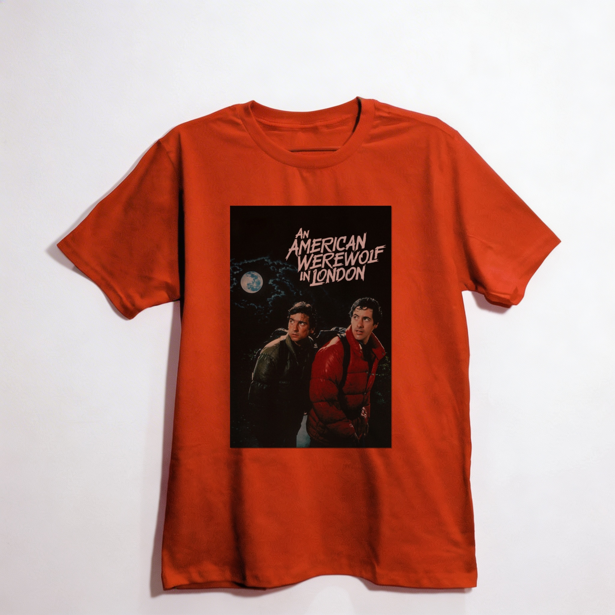 Camiseta_oversized_vermelho_camarada_do_alem_-_An_American_Werewolf_in_London_Um_lobisomem_americano_em_Londres | An American Werewolf in London (Um lobisomem americano em Londres)