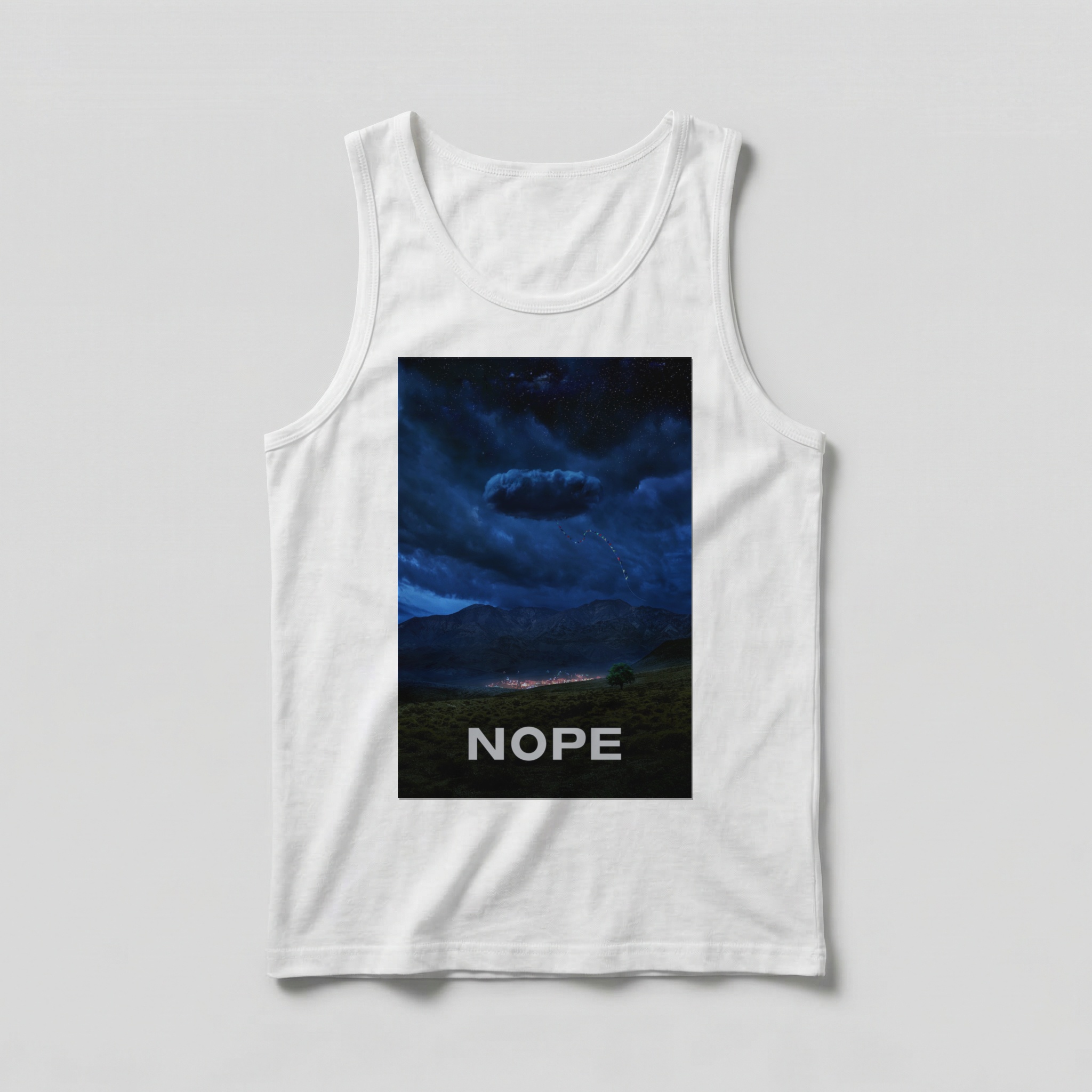 Camiseta_regata_branco_camarada_do_alem_-_Nope_Nao_Nao_olhe | Nope (Não! Não olhe!)