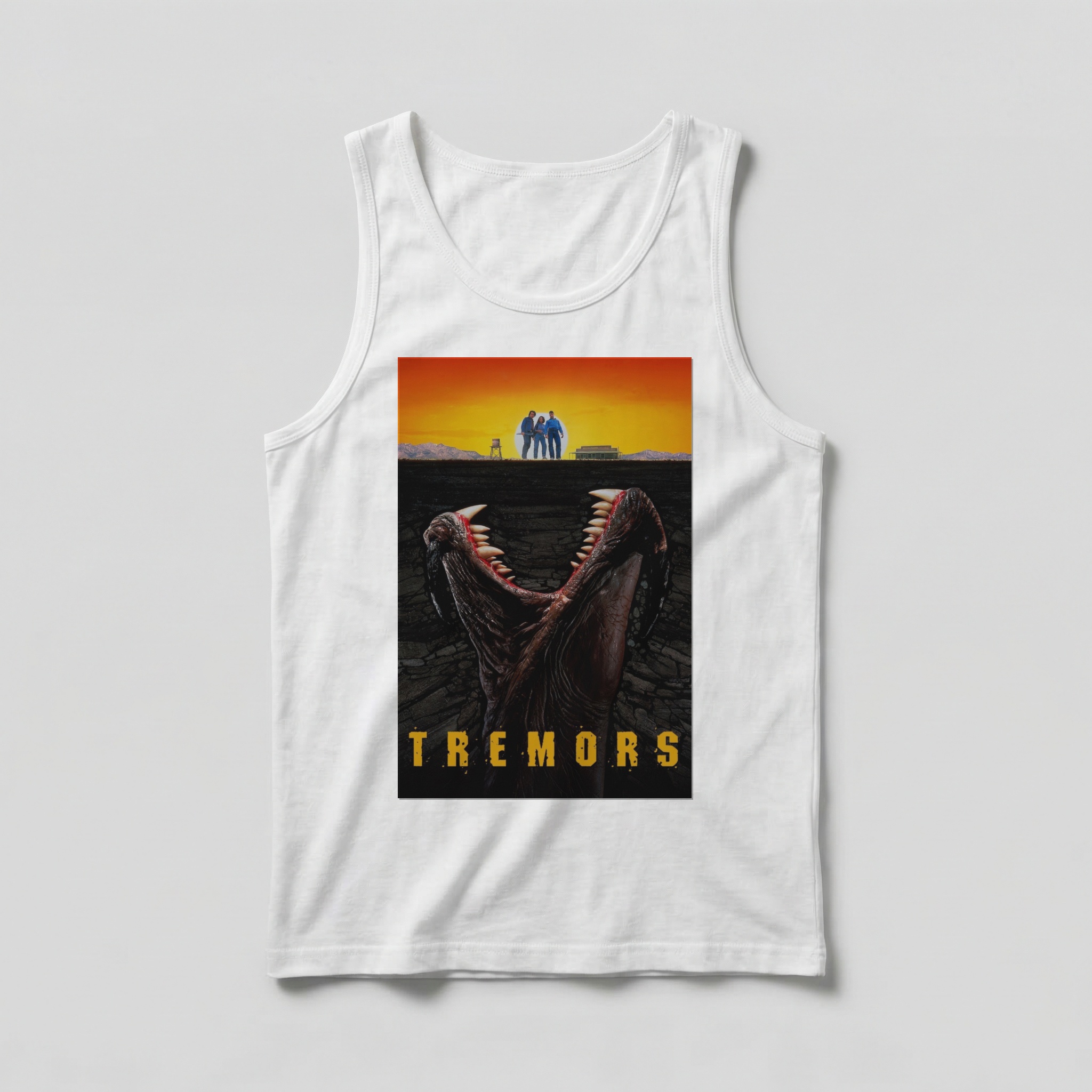 Camiseta_regata_branco_camarada_do_alem_-_Tremors_O_ataque_dos_vermes_malditos | Tremors (O ataque dos vermes malditos)